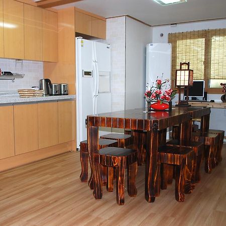 Mago Guesthouse โซล ภายนอก รูปภาพ