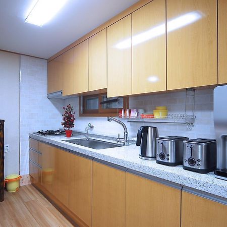 Mago Guesthouse โซล ภายนอก รูปภาพ