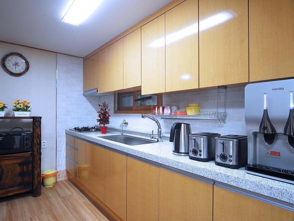 Mago Guesthouse โซล ภายนอก รูปภาพ