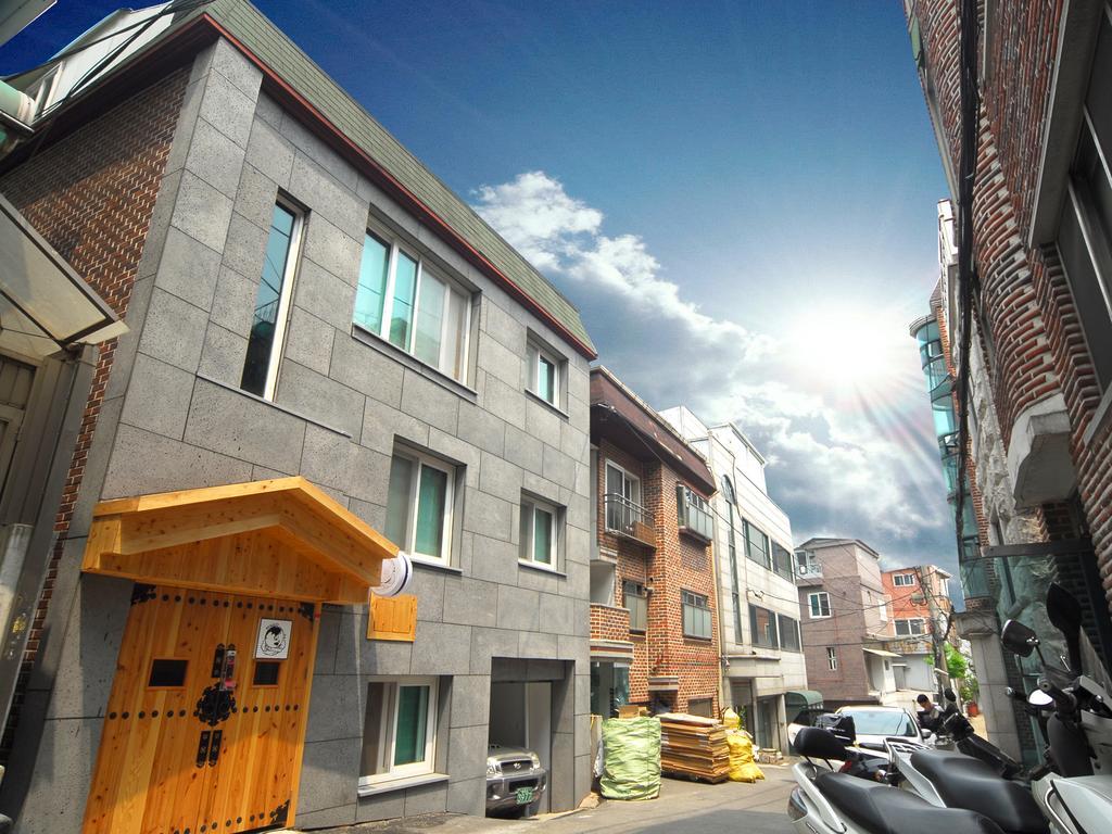 Mago Guesthouse โซล ภายนอก รูปภาพ
