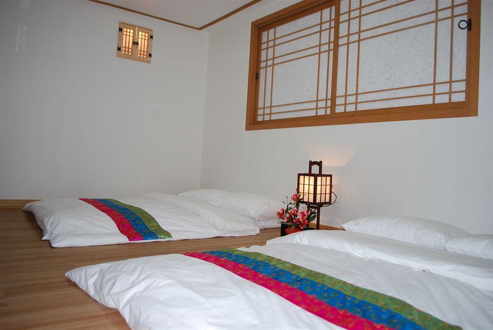 Mago Guesthouse โซล ภายนอก รูปภาพ