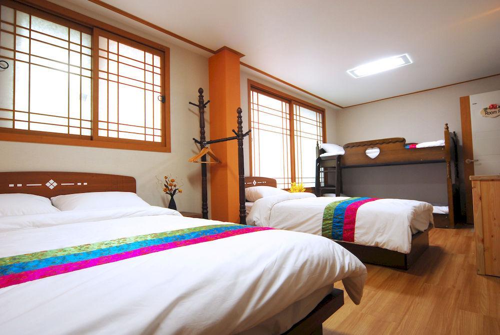 Mago Guesthouse โซล ภายนอก รูปภาพ