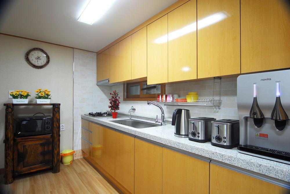 Mago Guesthouse โซล ภายนอก รูปภาพ