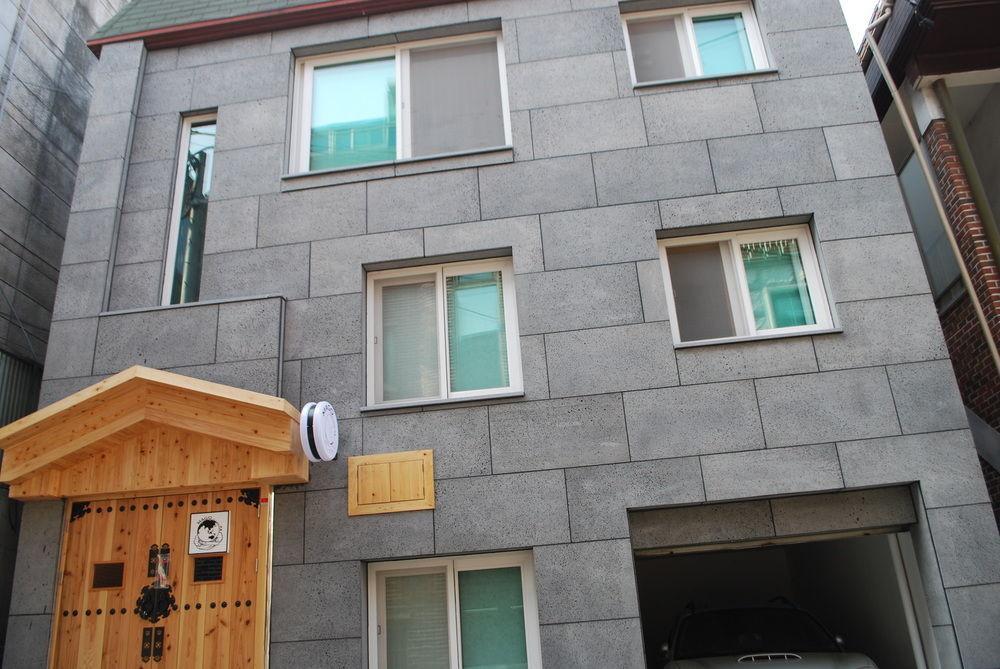 Mago Guesthouse โซล ภายนอก รูปภาพ